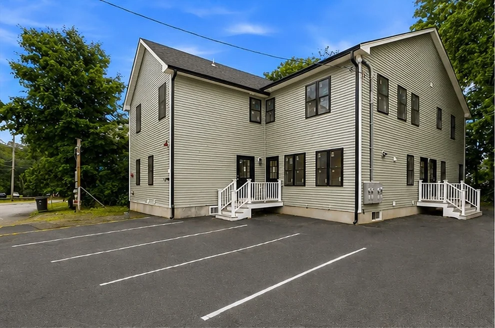 Unit for sale at 4 Mayhew St, Framingham, MA 01702