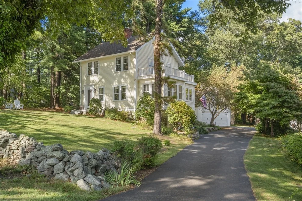 Unit for sale at 10 Medway St, Norfolk, MA 02056