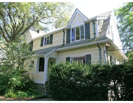 Unit for sale at 124 Wolcott Rd., Brookline, MA 02467