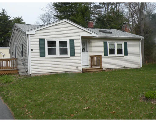 Unit for sale at 11 Jeanette Drive, Pembroke, MA 02359