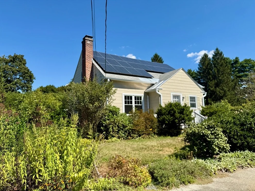 Unit for sale at 87 Oakland St, Greenfield, MA 01301