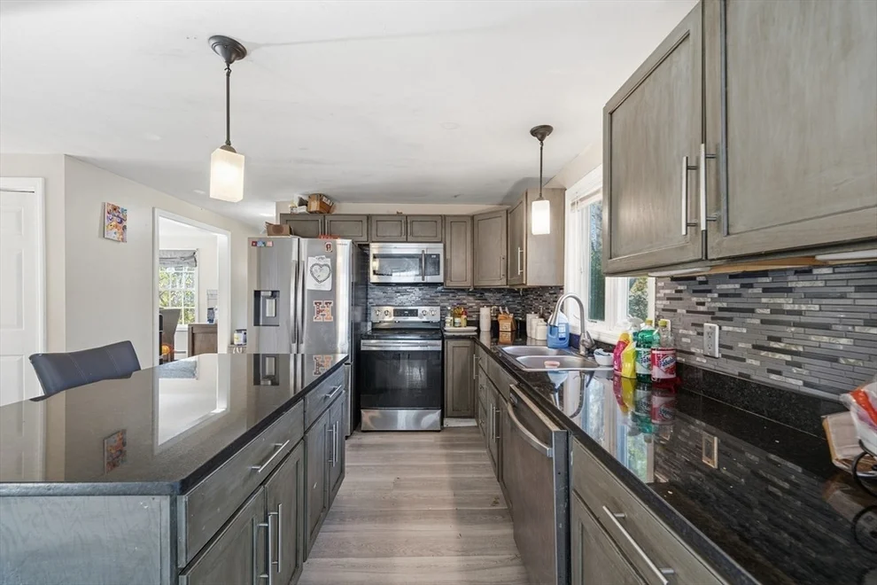 Unit for sale at 19 King St, Haverhill, MA 01830