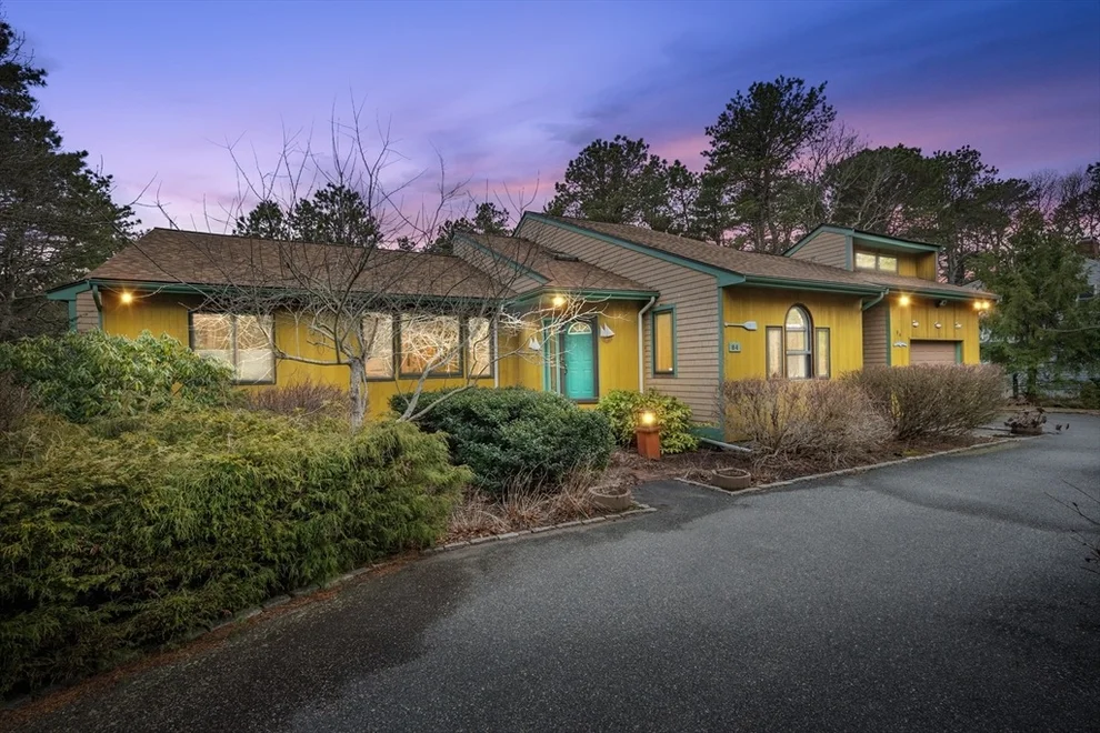 Unit for sale at 84 Overlook Circle, Falmouth, MA 02536