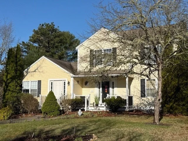 Unit for sale at 10 Nathan Ln, Plymouth, MA 02360