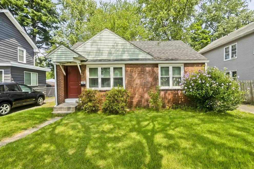 Unit for sale at 135 Prentice, Springfield, MA 01104