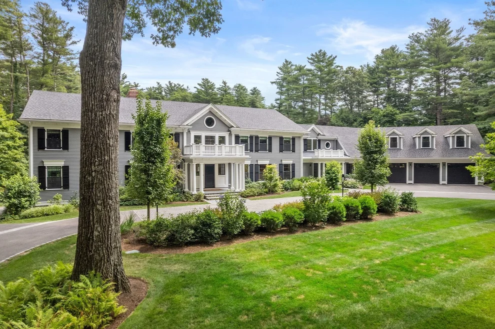 Unit for sale at 73 Chestnut Street, Weston, MA 02493