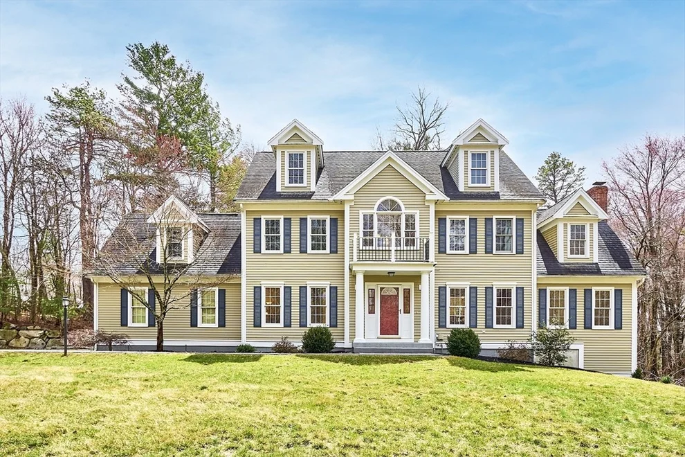 Unit for sale at 74 School House Ln, Boxborough, MA 01719