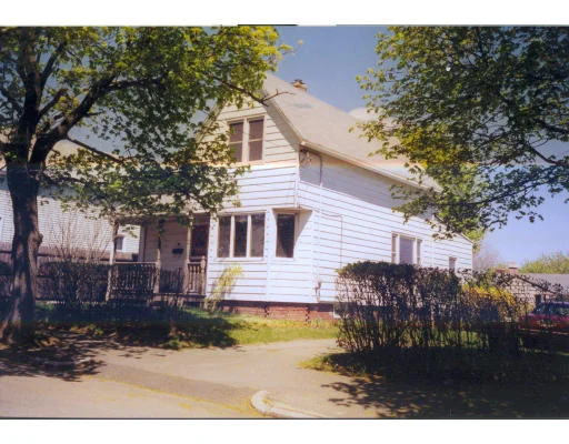Unit for sale at 20 Dell Ave, Worcester, MA 01604