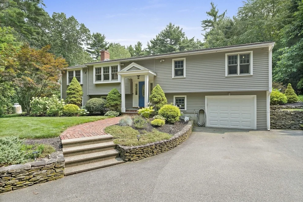 Unit for sale at 45 North Street, Duxbury, MA 02332