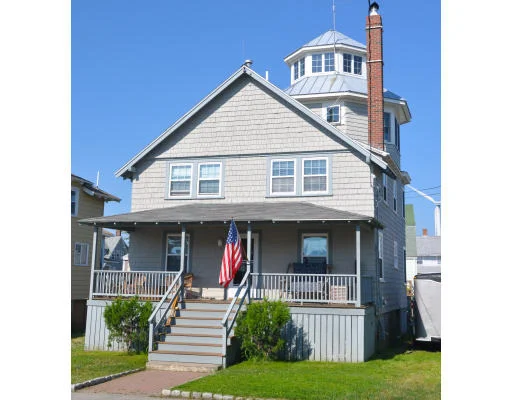 Unit for sale at 7 Mildred St, Hull, MA 02045