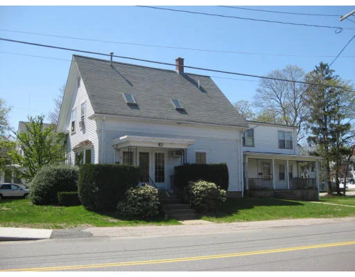 Unit for sale at 14 Mechanic St, Foxboro, MA 02035