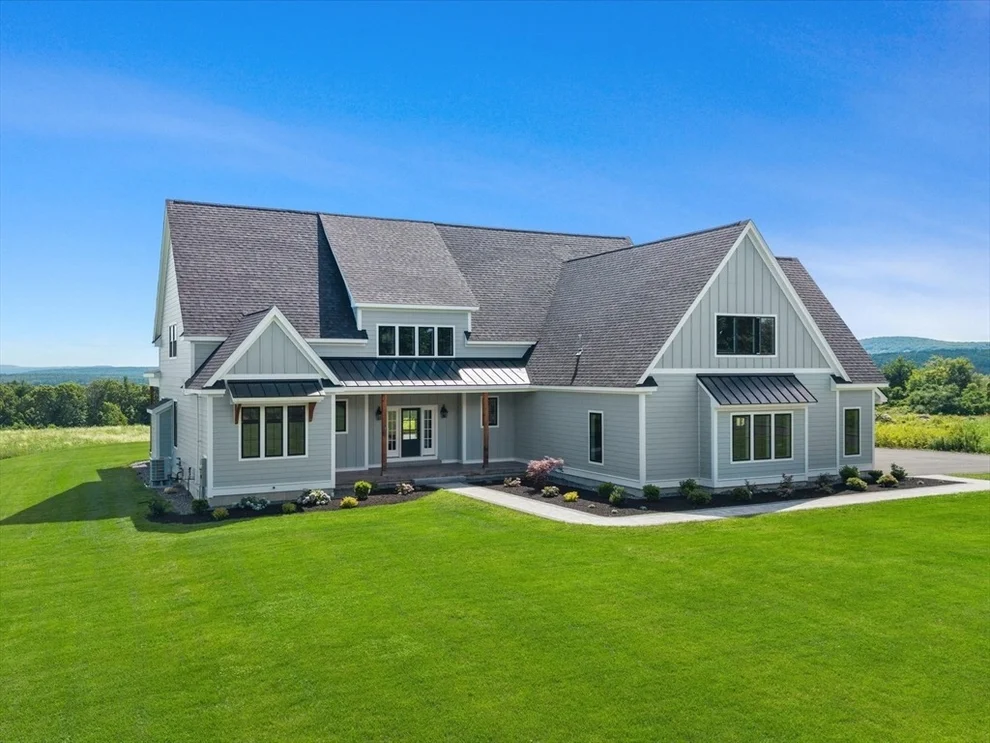 Unit for sale at 170 Justice Hill Rd, Sterling, MA 01564