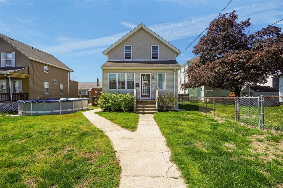 Unit for sale at 249 Baird St, Fall River, MA 02721