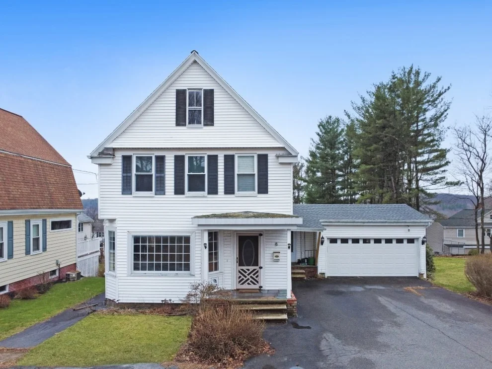 Unit for sale at 8 Fairfield St, Haverhill, MA 01832