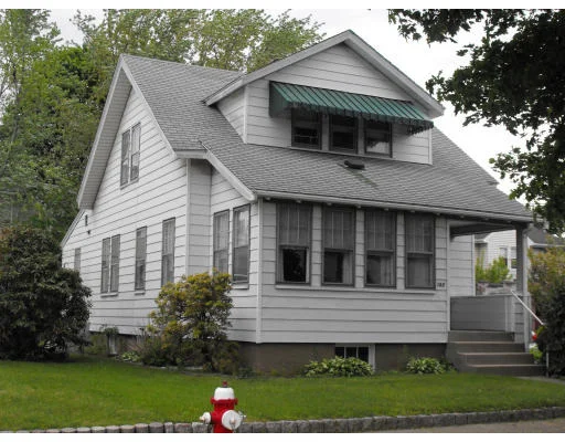 Unit for sale at 147 Linwood Ave, Newton, MA 02460