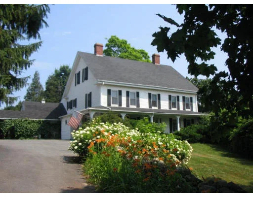 Unit for sale at 68 Grove Street, Reading, MA 01867