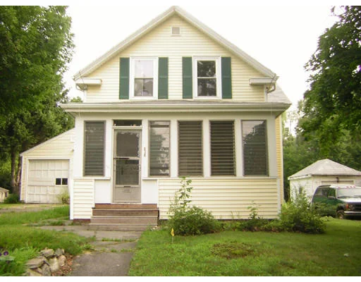 Unit for sale at 414 Groveland St, Haverhill, MA 01830