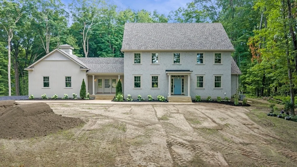 Unit for sale at 423 Middle Street, West Newbury, MA 01985