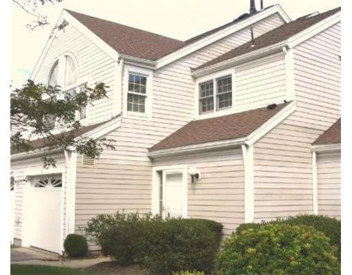Unit for sale at 17 Drake Cir, Walpole, MA 02081