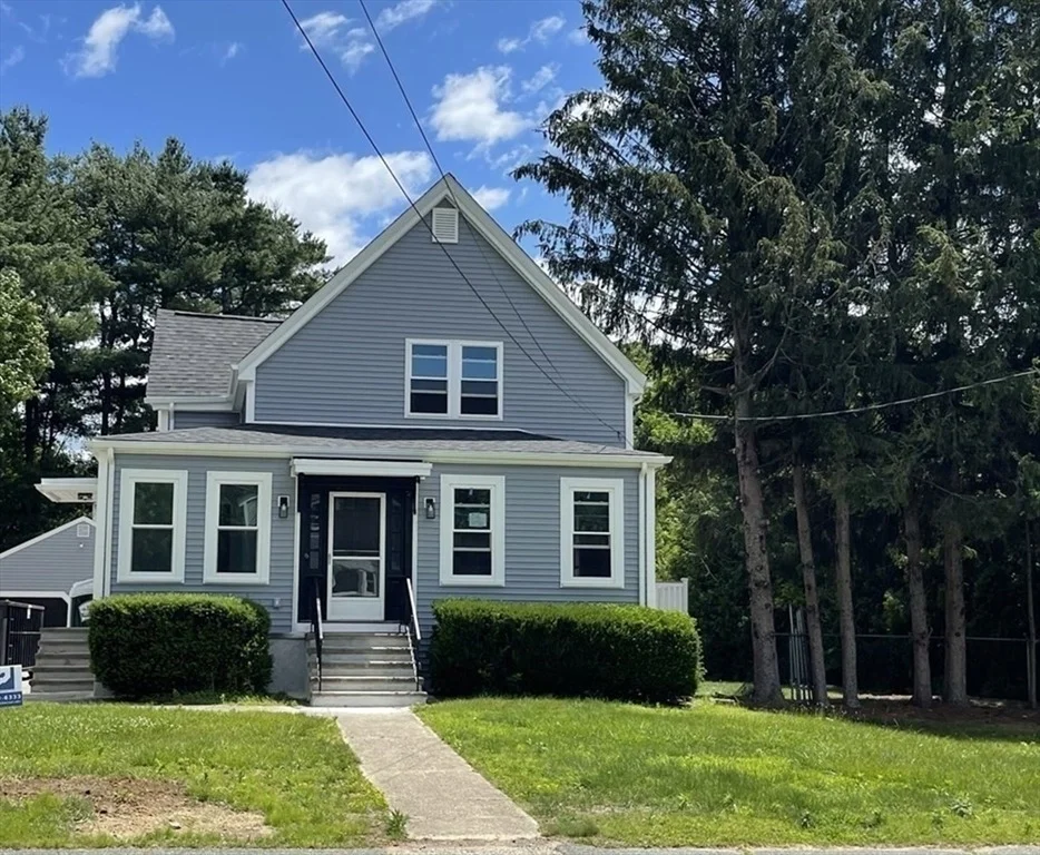 Unit for sale at 131 Spruce St, Abington, MA 02351