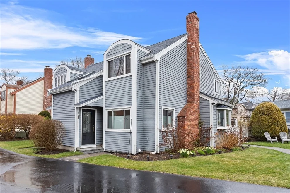 Unit for sale at 2 Chase Ln, Lynn, MA 01902