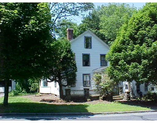 Unit for sale at 11 Oak Hill Road, Southborough, MA 01772