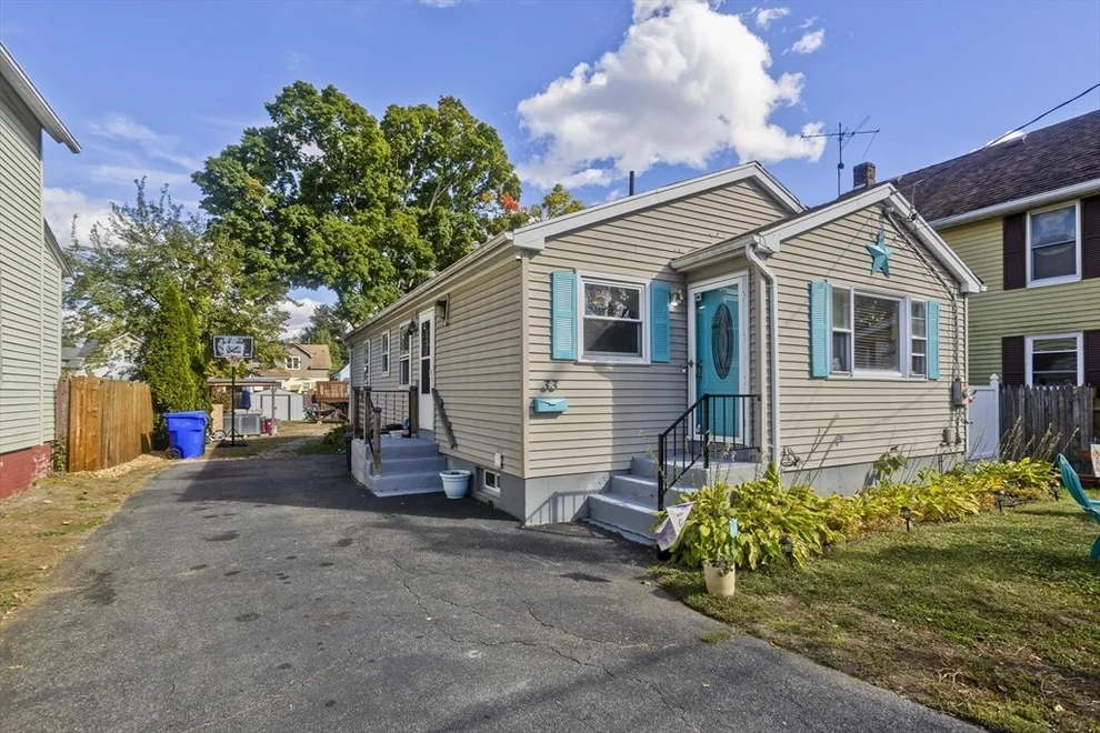 Unit for sale at 33 Coleman St, Springfield, MA 01109