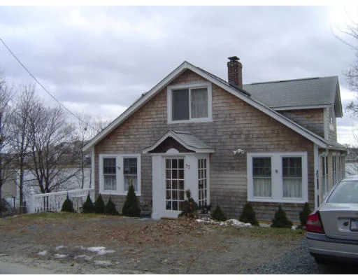 Unit for sale at 33 Edgewater Rd, Hull, MA 02045