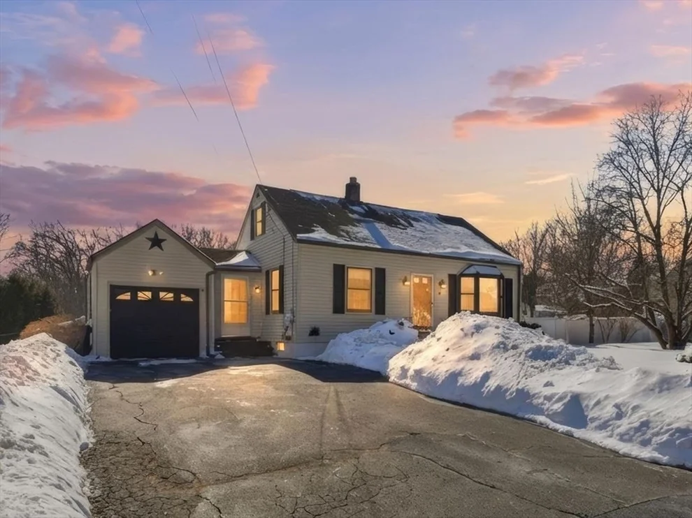 Unit for sale at 42 Anthony St, Agawam, MA 01001