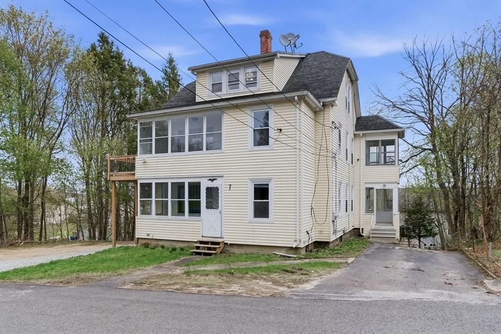 Unit for sale at 7 Third Avenue, Dudley, MA 01571