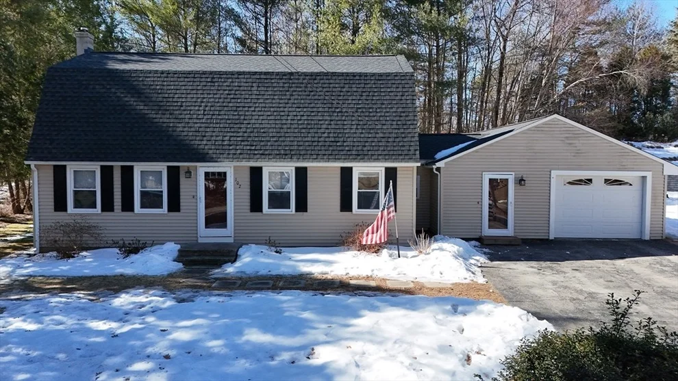 Unit for sale at 102 Lower Gore Rd, Webster, MA 01570