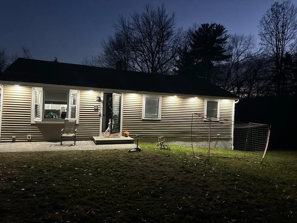 Unit for sale at 80 Florence Dr, Blackstone, MA 01504