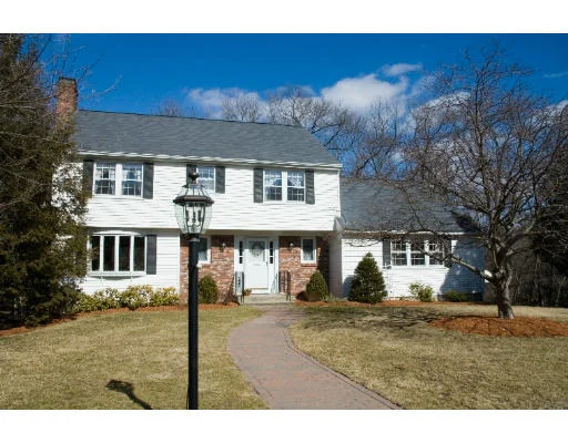Unit for sale at 53 Blue Jay Dr, Concord, MA 01742