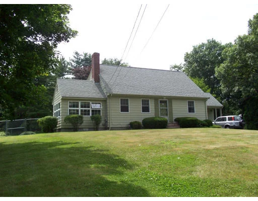 Unit for sale at 31 Carlisle St, Chelmsford, MA 01824