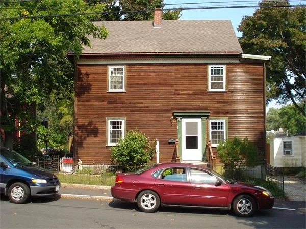 Unit for sale at 36 Summer St, Ipswich, MA 01938