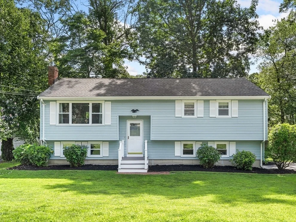 Unit for sale at 5 Colby Drive, Milford, MA 01757