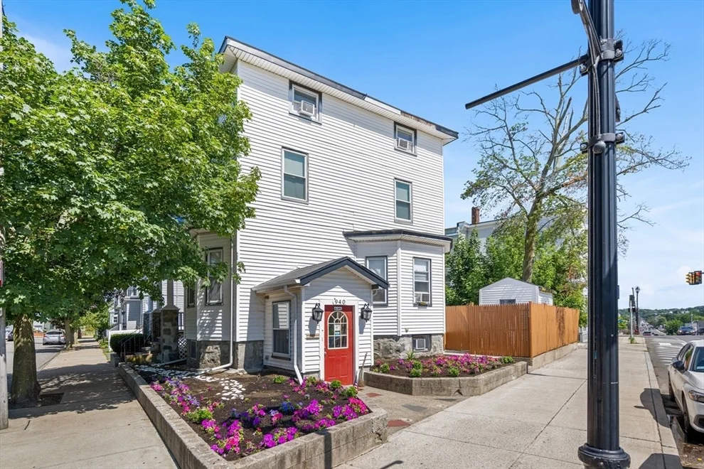 Unit for sale at 5 Mason St., Everett, MA 02149