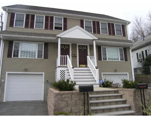 Unit for sale at 95 Columbus Ave #2, Waltham, MA 02452