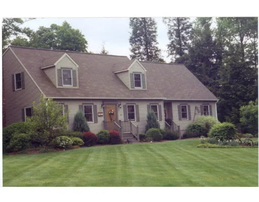 Unit for sale at 5 Elliott Dr, Charlton, MA 01507
