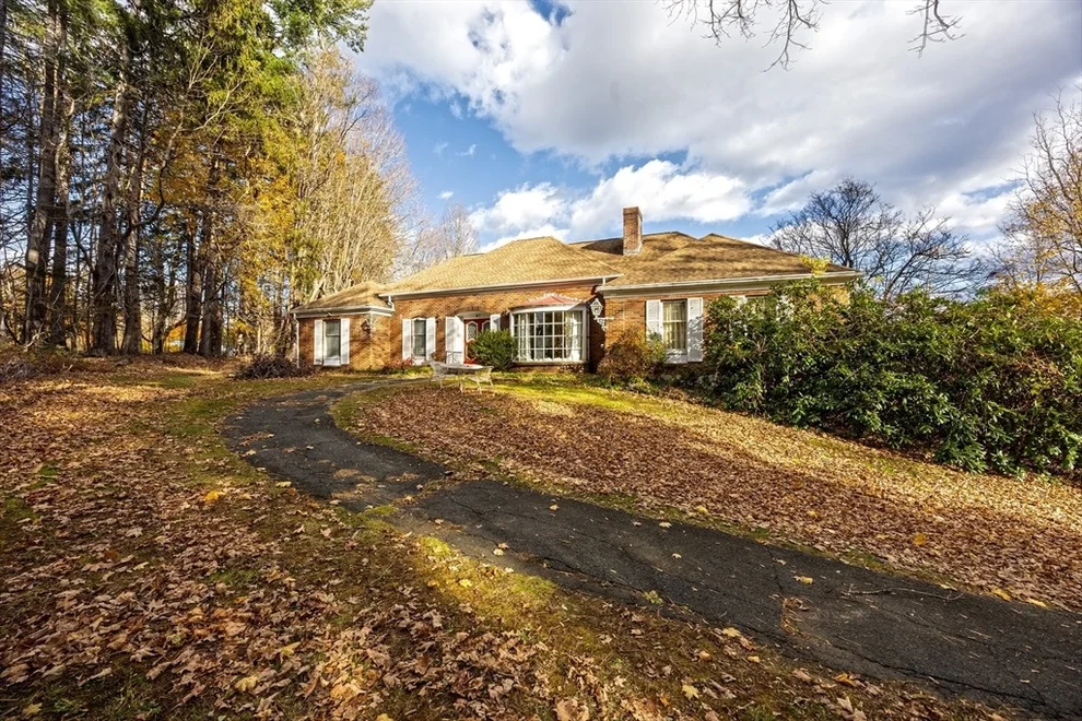 Unit for sale at 41 Woodbridge St, South Hadley, MA 01075
