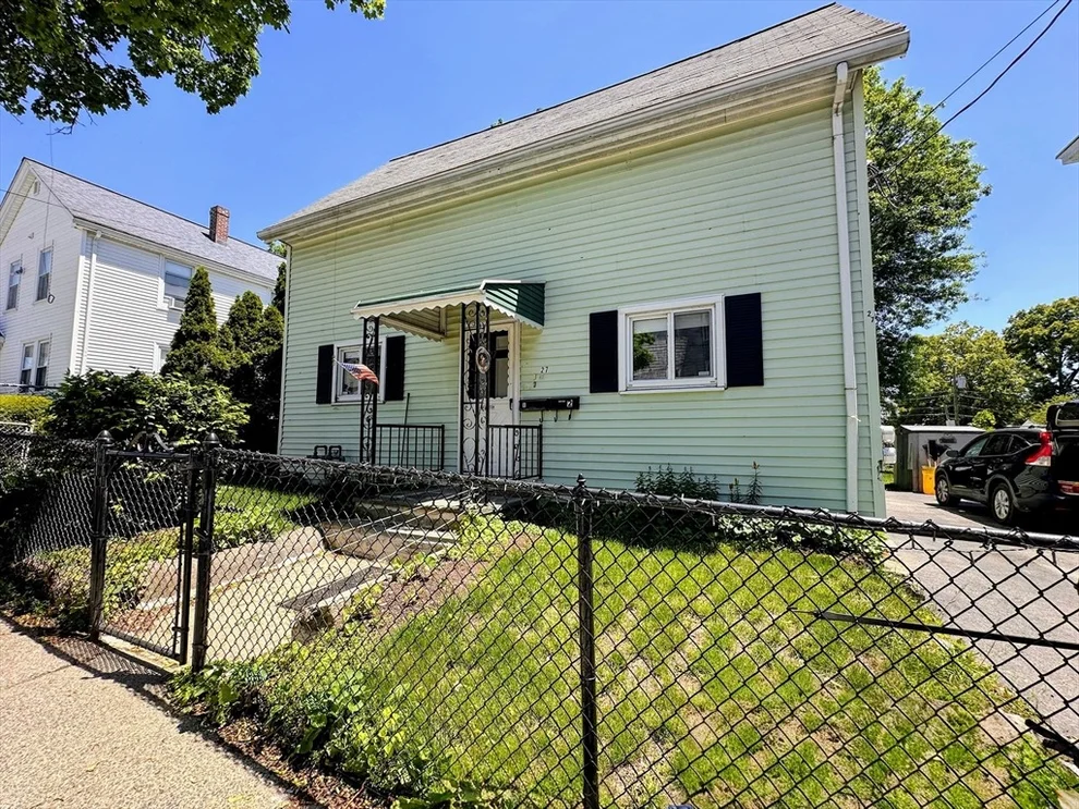 Unit for sale at 27 Flint St, Lynn, MA 01905