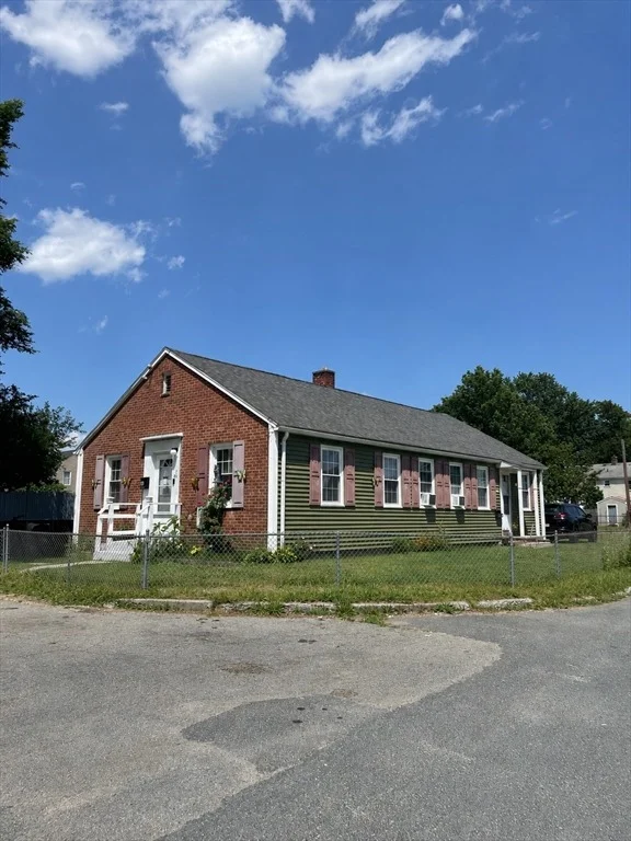 Unit for sale at 40 Ames St, Springfield, MA 01104