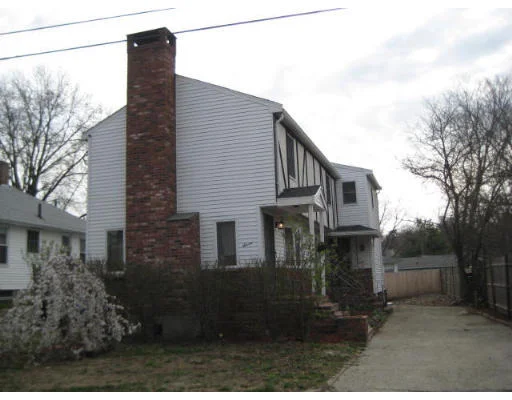 Unit for sale at 7 Hibiscus Ave, Waltham, MA 02451