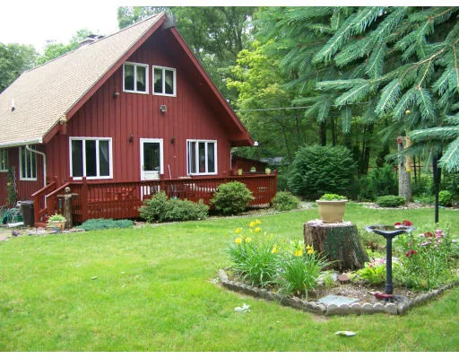 Unit for sale at 48 Parmenter Ln, North Attleboro, MA 02760