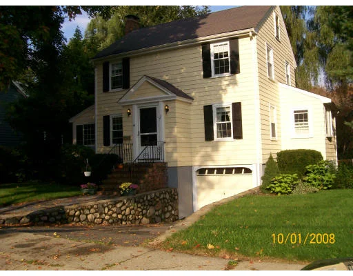 Unit for sale at 20 Howard Street, Wakefield, MA 01880