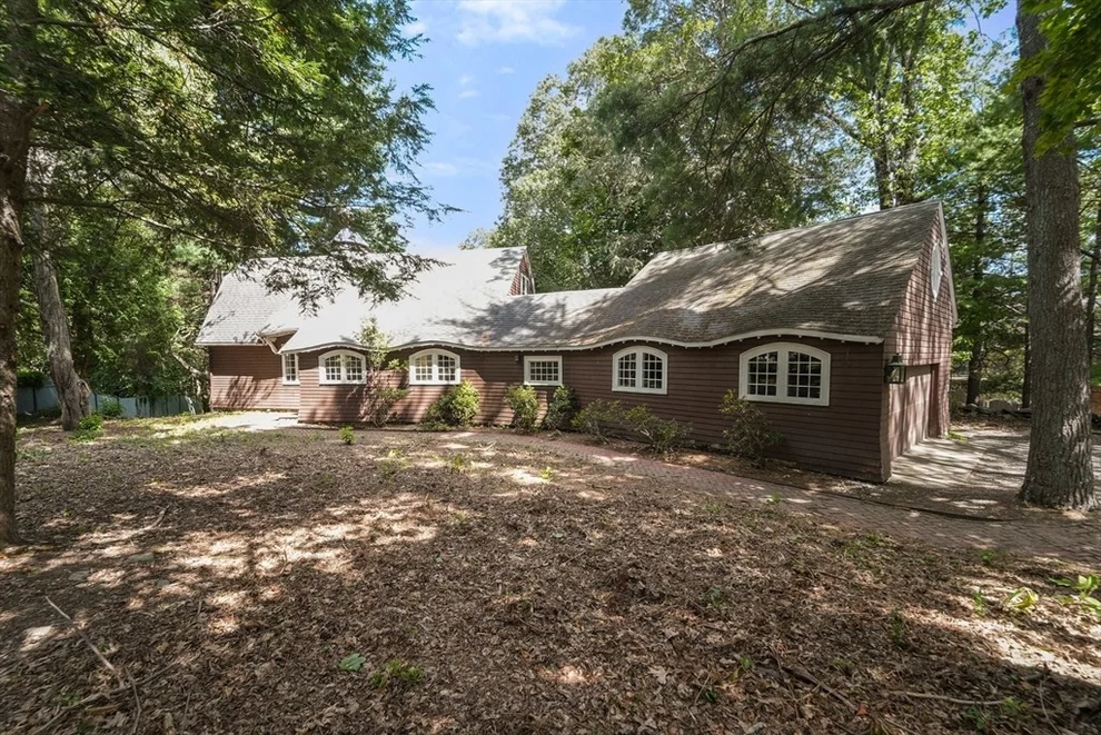 Unit for sale at 136 Dudley Rd, Newton, MA 02459
