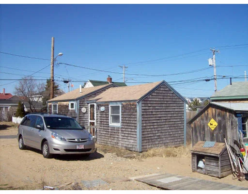 Unit for sale at 3 70th St, Newburyport, MA 01950
