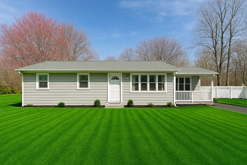 Unit for sale at 70 Reservoir Ave, Johnston, RI 02919