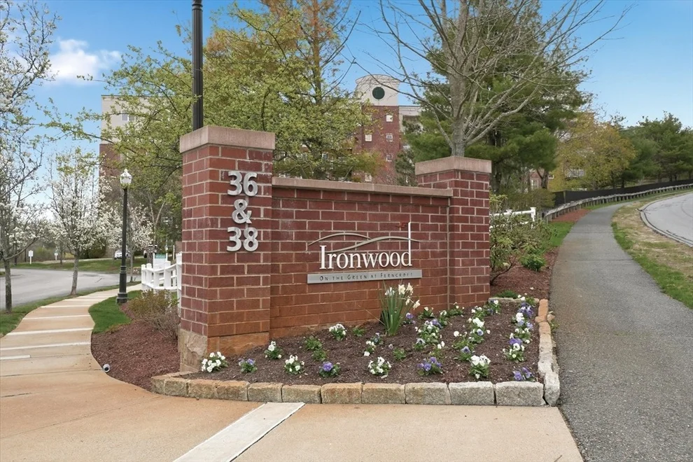 Unit for sale at 38 Village Rd, Middleton, MA 01949