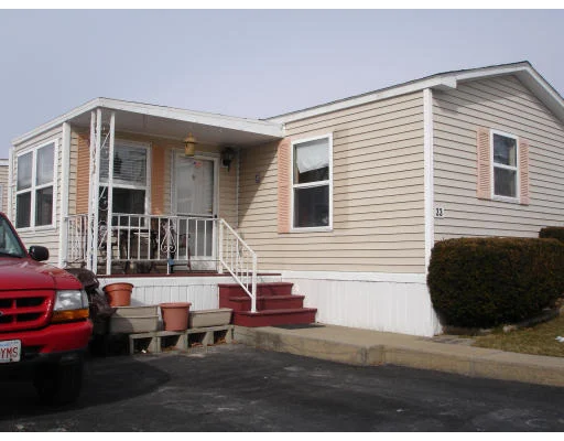 Unit for sale at 33 Virginia Ave, Marlborough, MA 01752